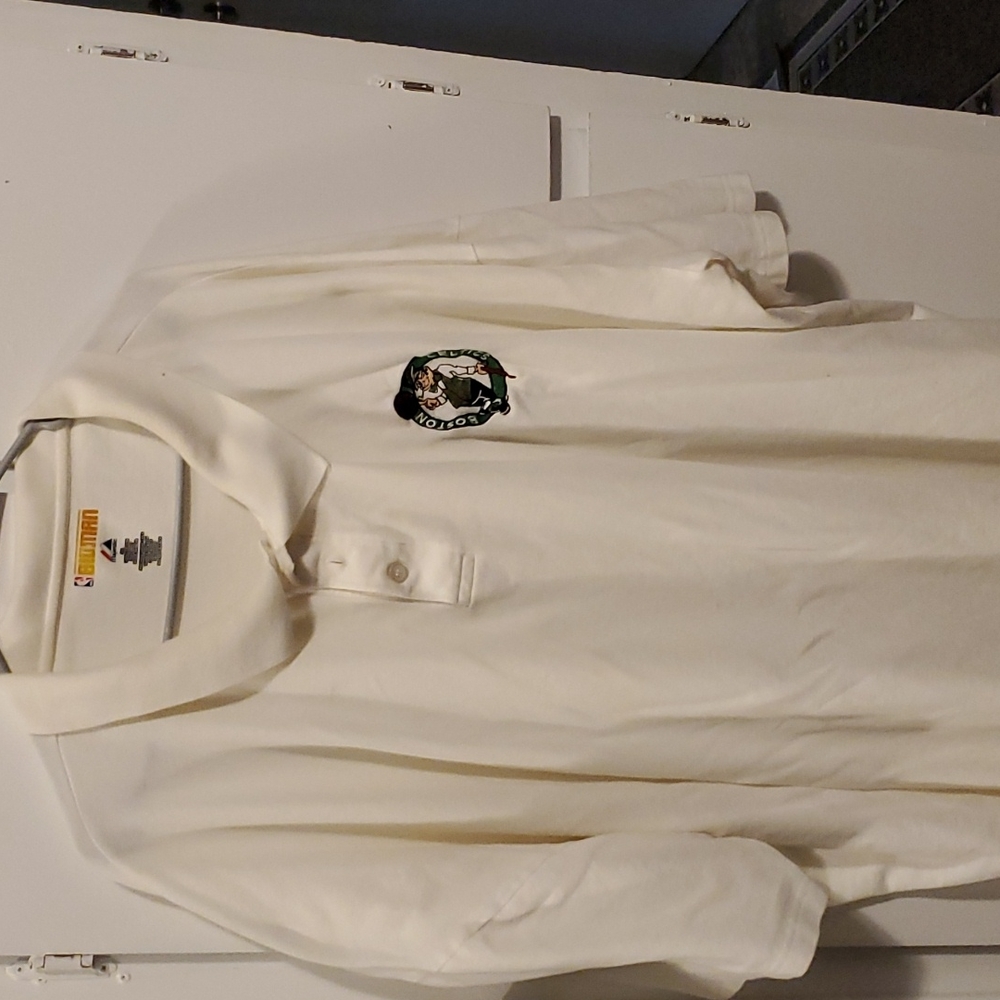 A 5XL Boston Celtics cotton polo shirt